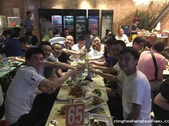  8个月飙至700万粉，“有书”如何在微信红海中逆流而上？
